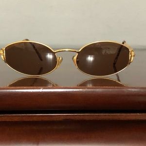COPY - Gucci Vintage Sunglasses 2602/S